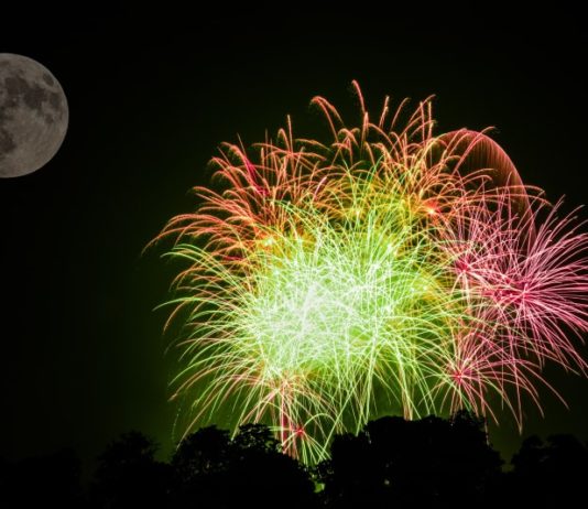 Vuurwerk fotograferen maan en sterren